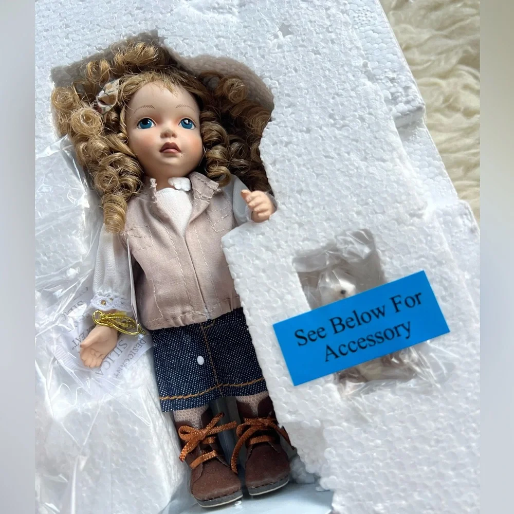 ASHTON DRAKE GALLERIES DOLL‎ HANDS ACROSS THE WORLD AUSTRALIA OLIVIA